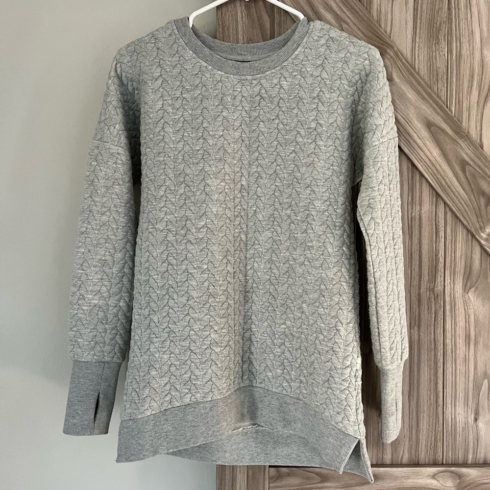 Mondetta cableknit pullover